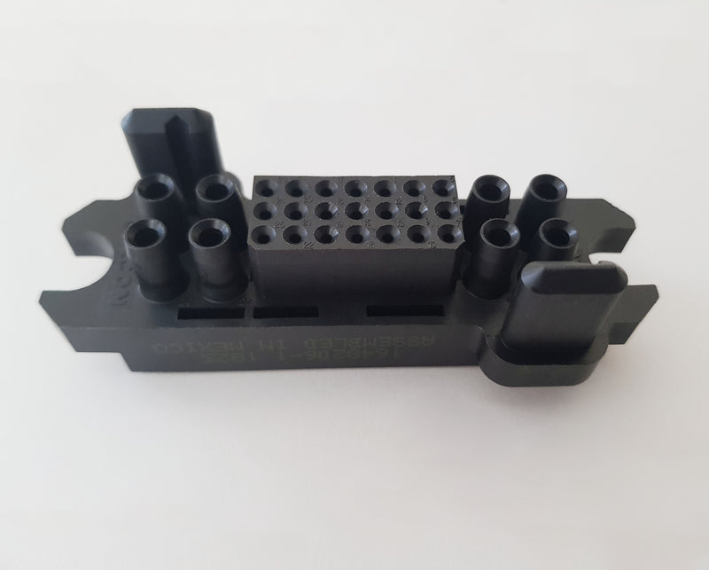 E10665 - Socket Contact Housing